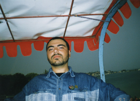 me1.jpg (62715 bytes)